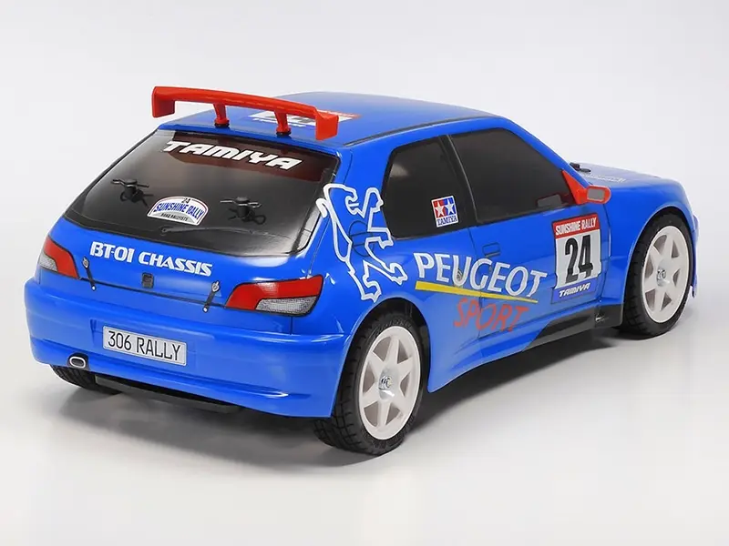 Tamiya Peugeot 306 Maxi with Blue Pre-Painted Bodyshell (BT-01)